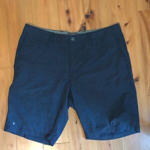 Men's gray LinkSoul shorts